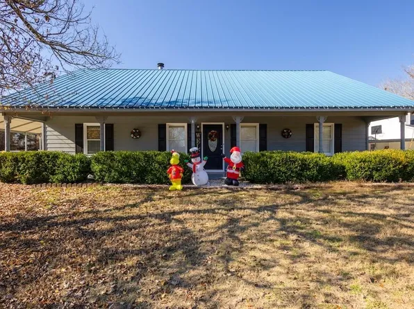 1048 Lee Road 207, Phenix City, AL 36870