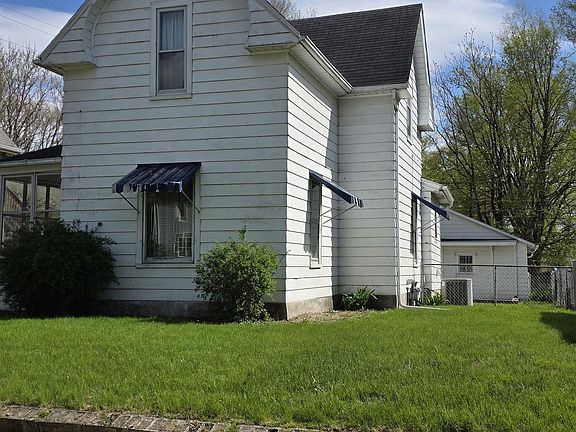 2nd image of 411 Edwards St