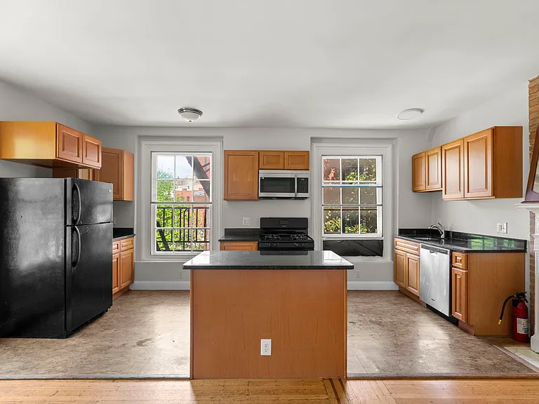 505 Cathedral St #2 — Photo 5