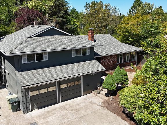 2nd image of 19025 SW Brooklawn Ct
