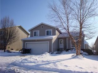 17617 J St, Omaha, NE 68135