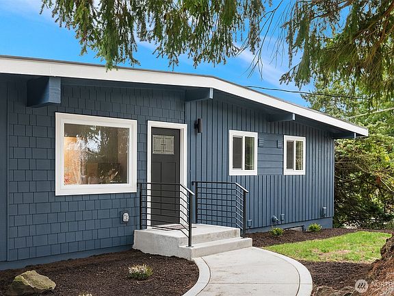 2nd image of 15605 SE 8th Street