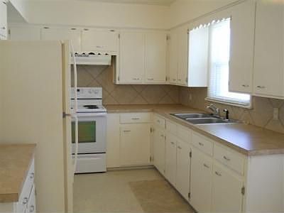 3rd image of 2802 NW 21st Pl