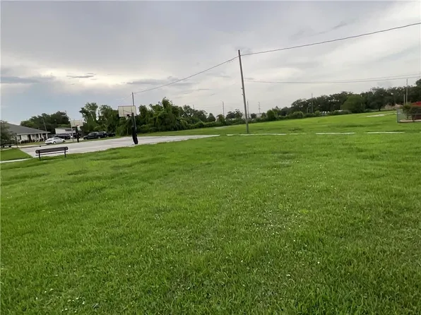 2309 Paul St, Meraux, LA 70075
