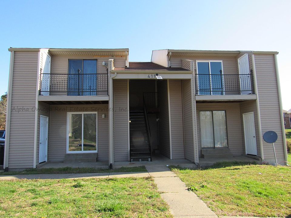 1st image of 411 Woodcreek Dr APT 4