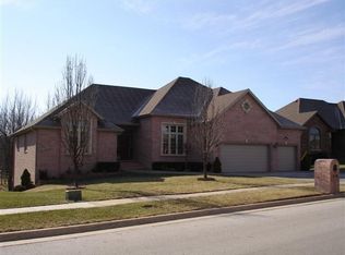 596 E Montrose Dr, Springfield, MO 65810