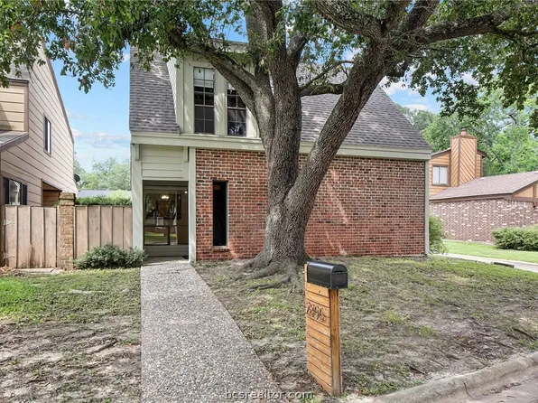 2806 Briarcreek Ct, Bryan, TX 77802