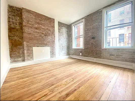 Rented by Nolita Group | media 12