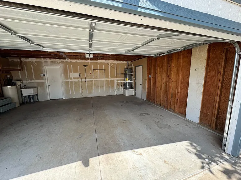 21293 E American Ave — Photo 20