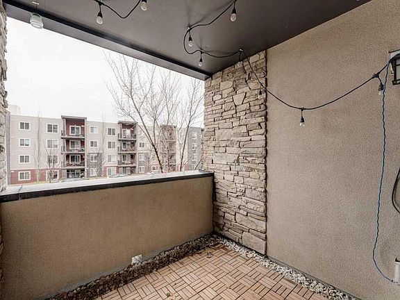 4th image of 10 Kincora Glen Park NW #213