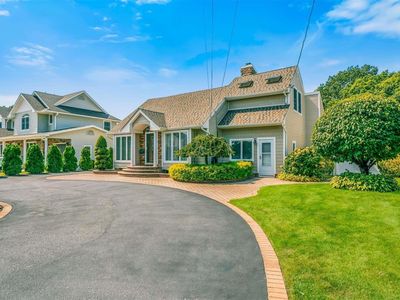 1156 Namdac Avenue, Bay Shore, NY, 11706