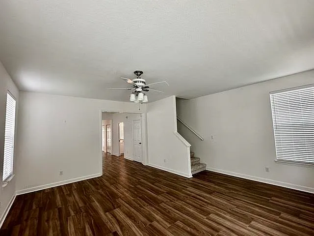 4354 Grove Park Dr — Photo 4