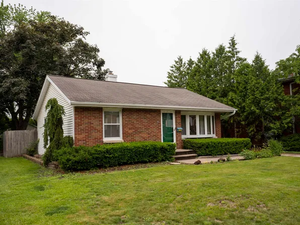149 Berger St, Green Bay, WI 54302