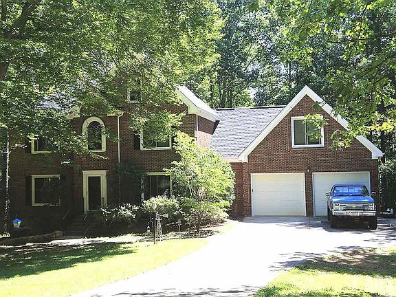 2nd image of 330 Fox Hollow Dr