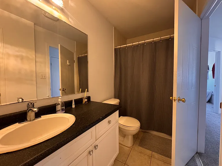 772 Zermatt Dr — Photo 9