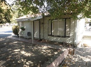 122 N Villa St, Porterville, CA 93257