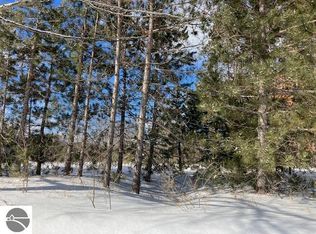 10424 Dell Rd #H, Kingsley, MI 49649