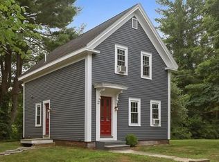 8 Washington St, Groveland, MA 01834