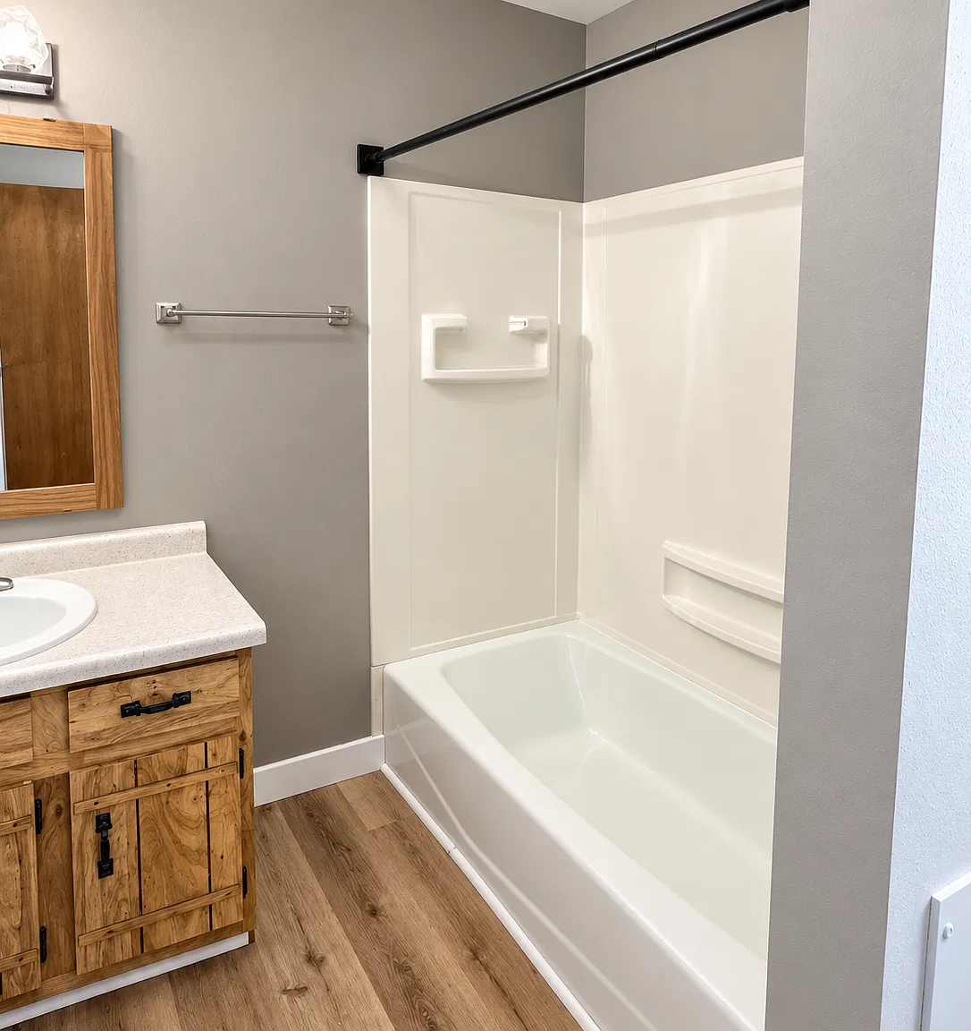 2 bed, 1.5 bath, 1005 sqft, $1,400 — Photo 3
