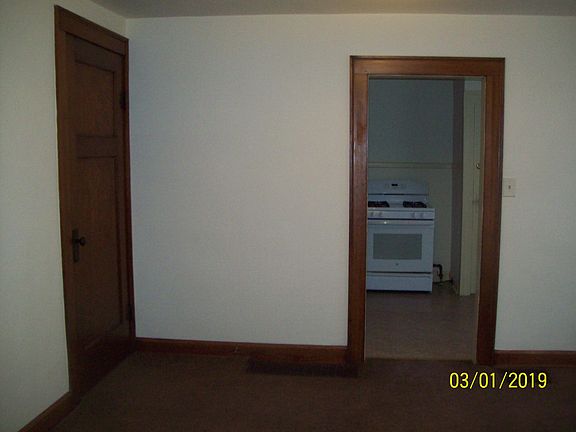 5th image of 808 N Bradley Ave