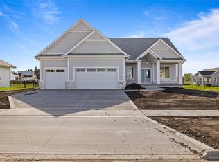 1911 NE Pine Lake Cir, Ankeny, IA 50021