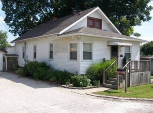 104 W Ulen St, Fort Branch, IN 47648