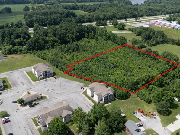 1015 Shawnee Trl, Carterville, IL 62918