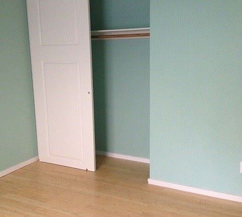 5th image of 8467 Linden Ave