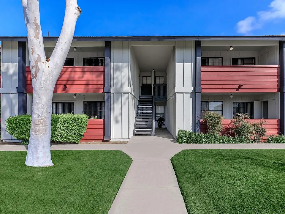 Hollister Creek Apartments