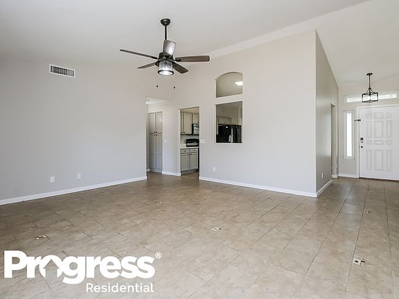 3rd image of 10654 E Florian Ave