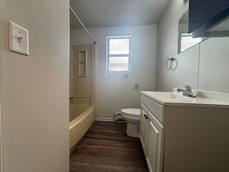 Brookside Apartments — Photo 6