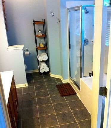 Walk in Shower/Garden Tub