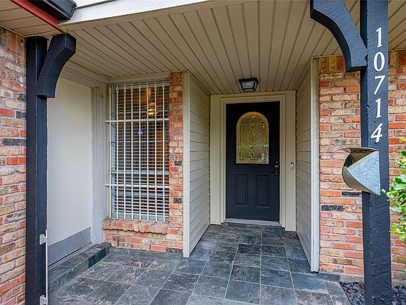 4th image of 10714 Hillcroft St