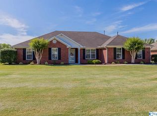 49 Amber Cir, Decatur, AL 35603
