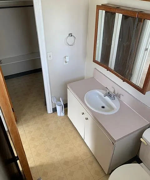 2442 Kuhio Ave #1103 — Photo 23