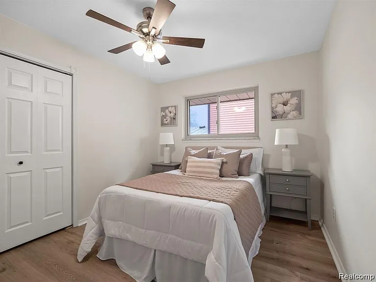 4288 Lin Dr — Photo 20