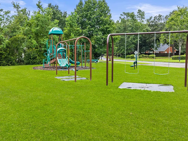390 Steele Wood Dr — Photo 38