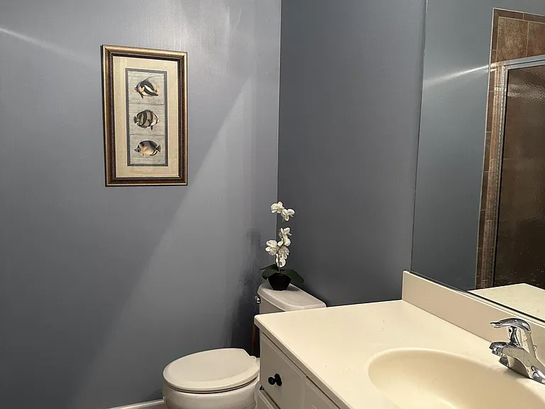 27 Grant St — Photo 14