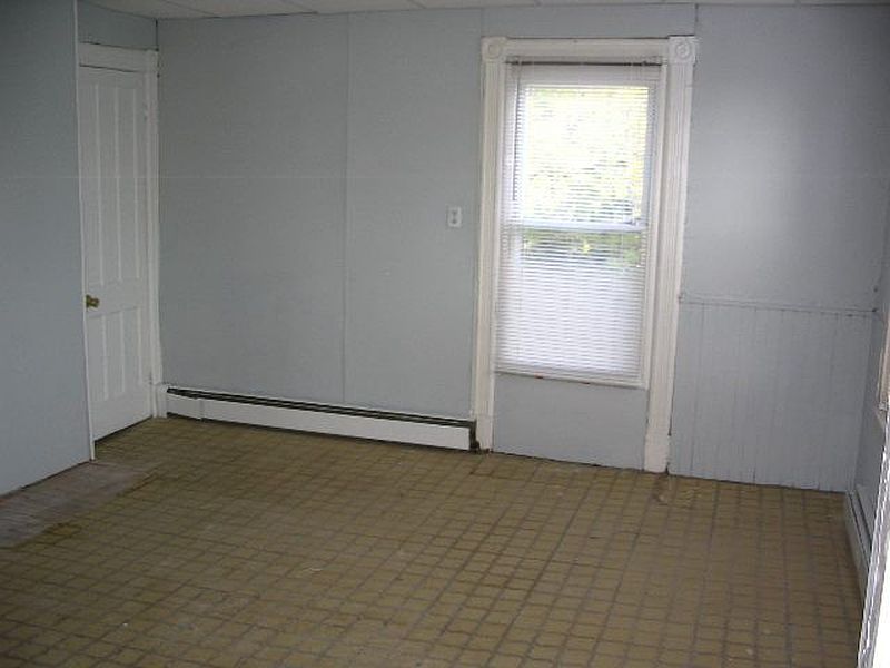 5th image of 195 VLIET Street