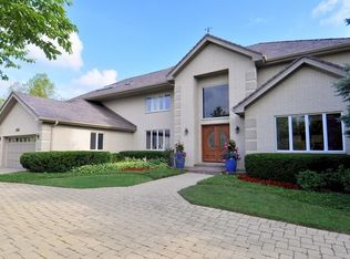 1985 Hidden Ridge Ln, Highland Park, IL 60035