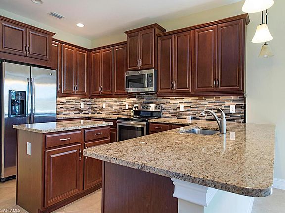 4th image of 26132 Saint Michael Ln