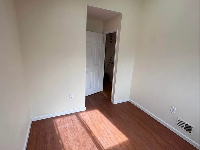 160 Katan Ave #2 — Photo 5