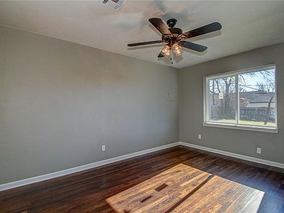 2nd image of 2646 NW 34th St