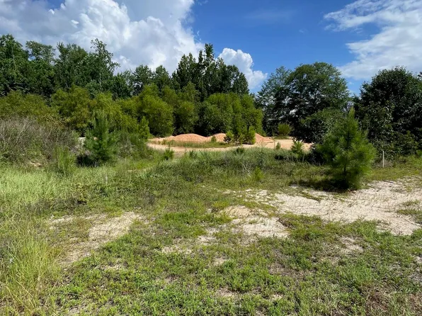 59 Edinburgh Castle Ln #82, Camden, SC 29020