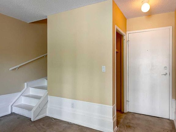 5th image of 821 N 3rd Ave SW #20
