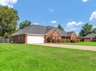 260 Hawkstead Dr, Leesburg, GA 31763