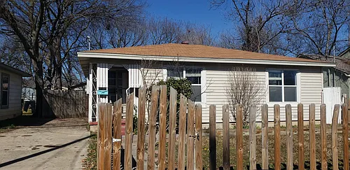 1517 E Tennie St Photo 1