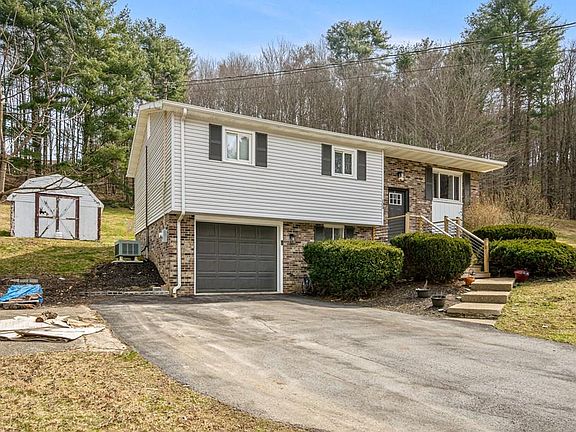 4th image of 133 Sue Ln