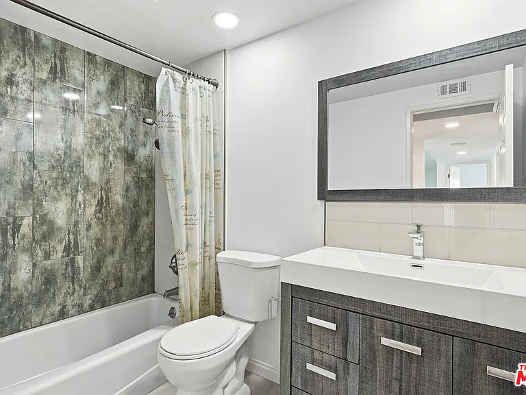 4355 Chaumont Rd — Photo 40
