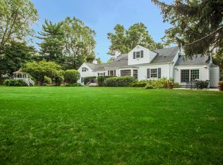 222 Osborn Rd, Harrison, NY 10528